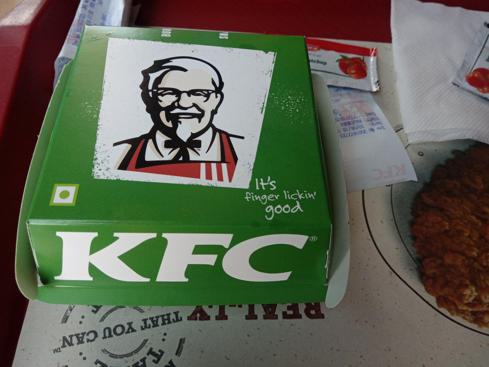 KFC США тестирует веганские наггетсы и крылышки